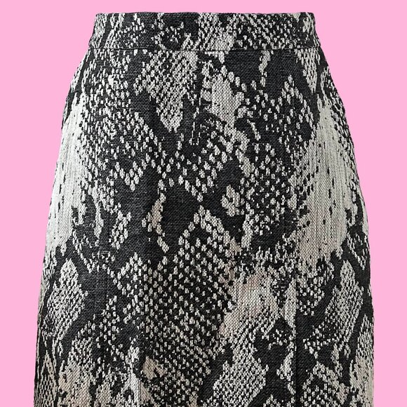 Hugo Boss Animal Print Skirt - Picture 1 of 3